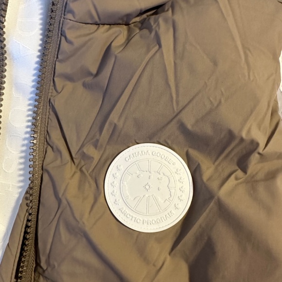 Canada Goose Everett Vest - Picture 3 of 9